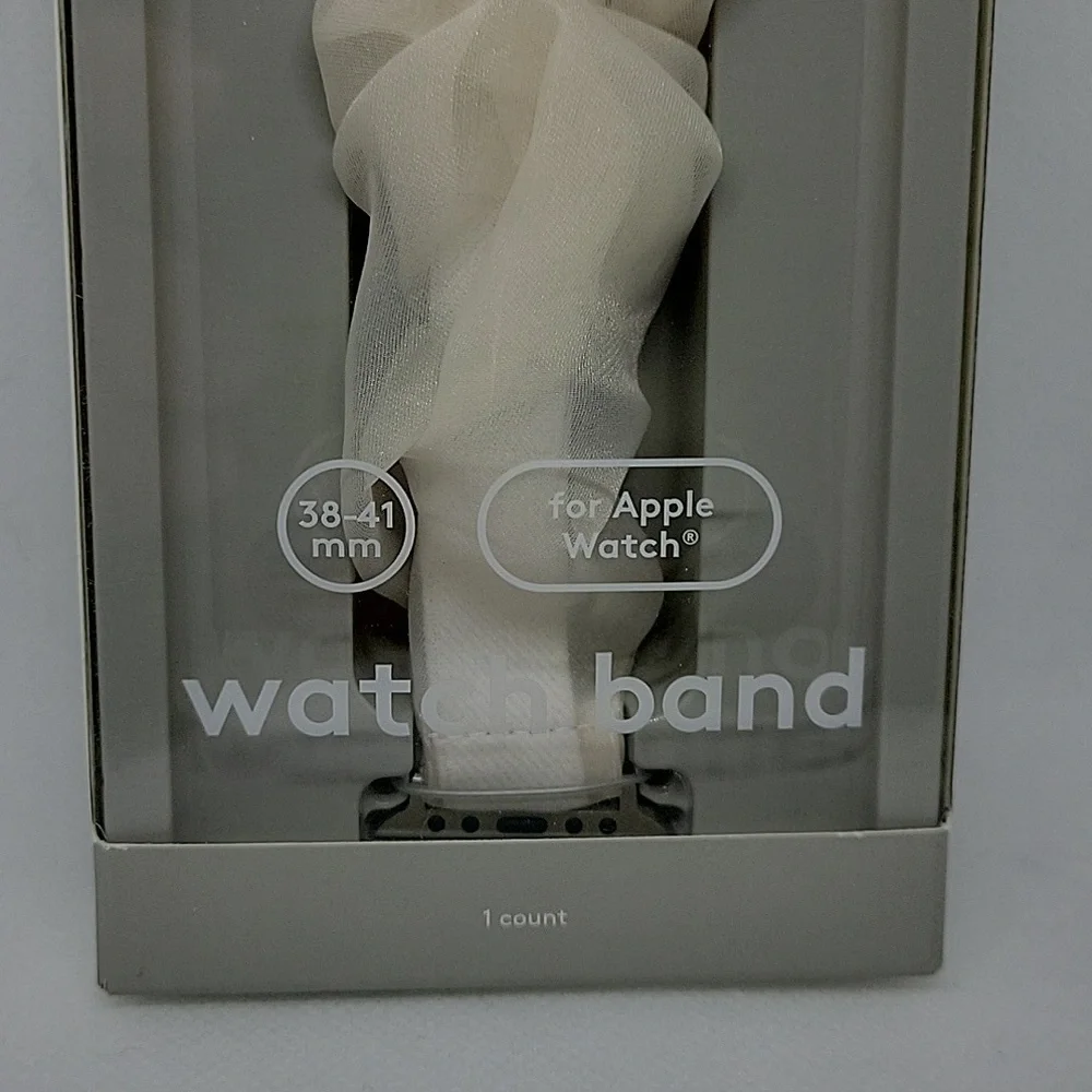 Apple Watch Band (NWT) 38-41mm